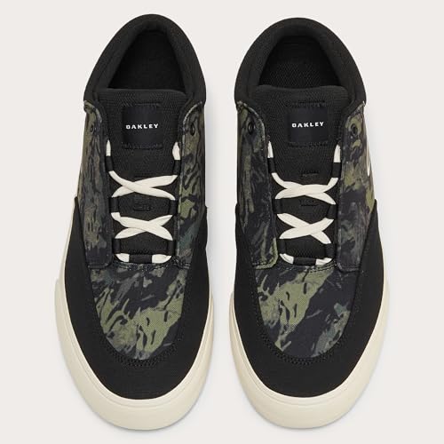 Image of Oakley Men's Banks Low Canvas Sneaker