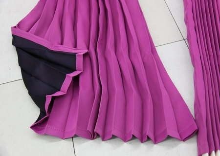 トラックカーテン 国産 プリーツ 仮眠カーテン 表ピンク裏黒 遮性 巾