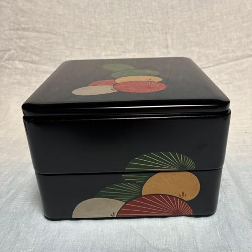 本金蒔絵二段重箱 精密な蒔絵 本金蒔絵二段重箱 精密な蒔絵