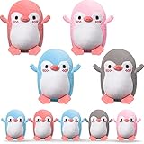 Amplia aplicación: estas decoraciones lindas de pingüinos se pueden aplicar para bodas, Día de San Valentín, regalos de fiesta de cumpleaños, calcetines de Navidad o rellenos de huevos de Pascua, rellenos de bolsas de regalos, recompensas en el aula, regalo de baby shower, y también son adecuados como regalo para niños y niñas