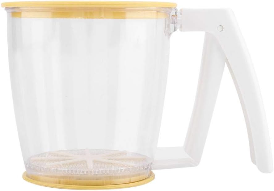 setaccio di zucchero in polvere per la cottura al forno