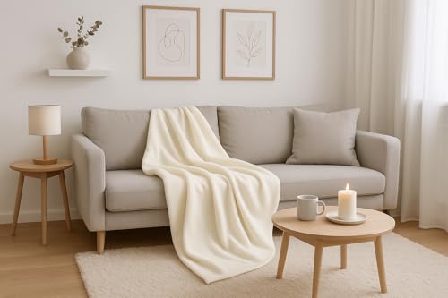 Betz Fleecedecke 130x170 cm 180g/m² – Weiche Wohndecke & Kuscheldecke – Flauschige Sofadecke als Tagesdecke – Leicht, wärmend & pflegeleicht – Farbe Creme