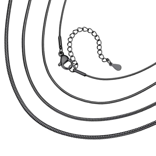 Collier maille serpent en or rosé pour look féminin quotidien