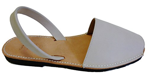 Sandalias menorquinas de hombre clásicas en piel para la temporada de verano