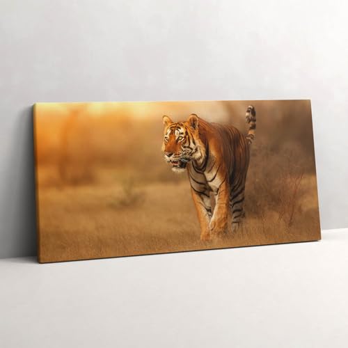 Tigre sauvage en chasse : peindre un grand mur vide avec une toile 140x70cm