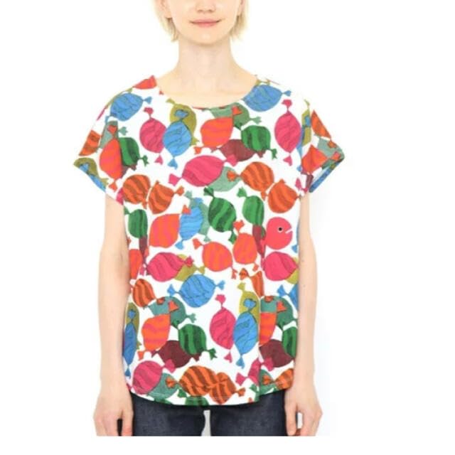 新品　親子ペアコーデ　グラニフ　金魚がにげた　Tシャツ　90 Amazon | [グラニフ] コラボレーション キッズ Tシャツ きんぎょ
