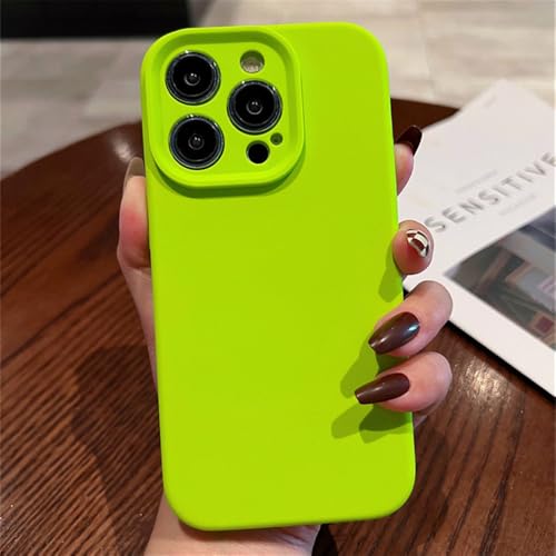 Coque iPhone 13 luxe silicone bleu menthe avec texture souple et design premium slim