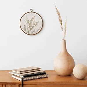 TLESKE Beige Rustic Fall Botanical Round Wall Art Decor, Boho Autumn Wildflower Floral Framed Canvas Prints Wall Art Artwork, Neutral Vintage Wall Hanging Door Decor Decorations for Farmhouse Bedroom Living Room 10x10in TLESKE Beige Rustic Fall Botanical Round Wall Art Decor Boho Autumn Wildflower Floral Framed Canvas Prints Wall Art Artwork Neutral Vintage Wall Hanging Door Decor Decorations for Farmhouse Bedroom Li