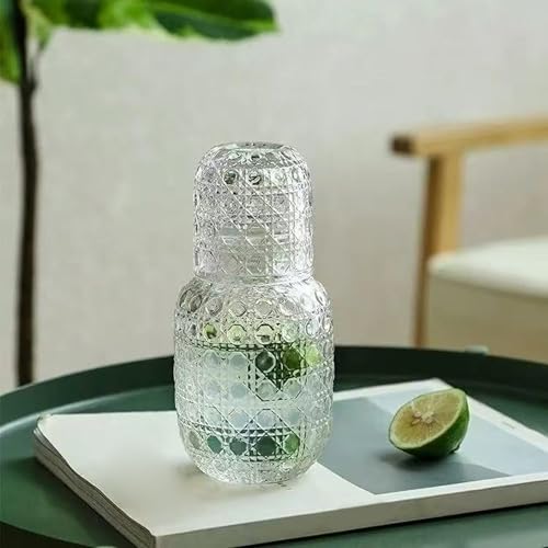 Jarra de agua de vidrio en relieve con vaso a juego para mesita de noche 4