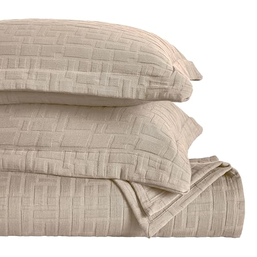 Superior 3 Piece Cotton Bedspread and Sham Set, Home Bed Decor, Decorative Bed Spread, 2 Pillow Shams, Medium Weight, Geometric Matelasse Coverlet, Bedding Essentials, Madrid Collection, Full, Beige