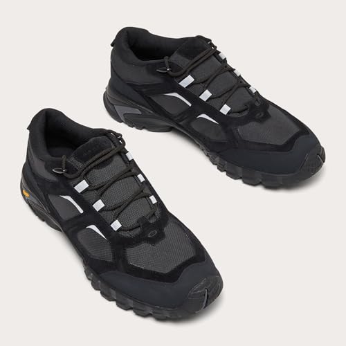 Image of Oakley Men's Sierra Terrain Sneakers
