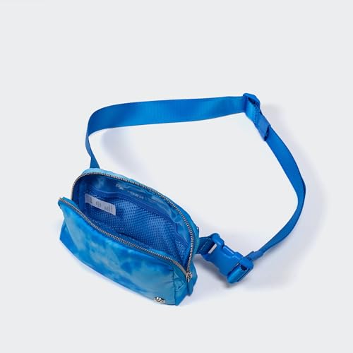 Image of Pander Everywhere Belt Bag for Women, Fashion Waist Packs, Crossbody Bags with Adjustable Strap (Cloud Blue)