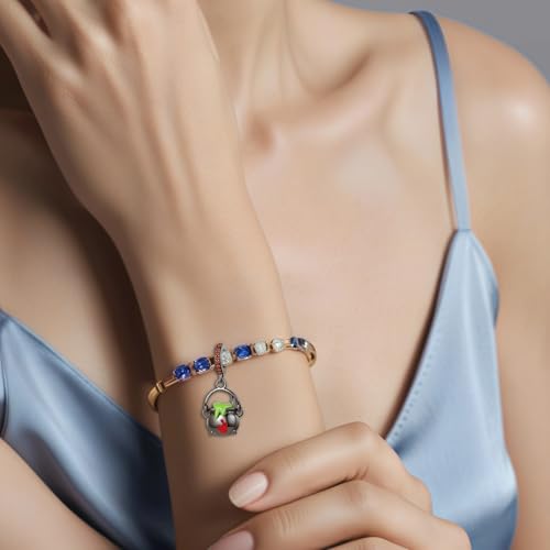 Colgante de caldero de bruja como regalo temático de joyería 3