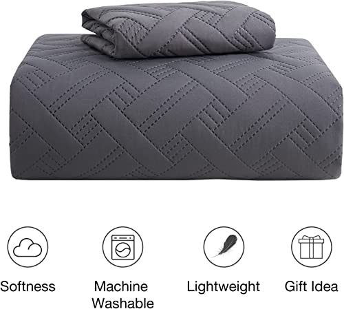 Image of Amazon Brand - Umi 100% Microfiber Ultrasonic 280 Tc Solid King Size Quilted Bed Cover /Bedsheet /Bedspreads with 2 Pillow Covers /Case (Luxury, Grey Mist 90X100 Inches, 250X230 cm)