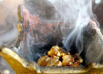 Frankincense Resin Ground Powder, 4 oz, Premium Aromatic Incense, Pure Natural Powdered Resin, Arabian Frankincense Powder, Grounded Olibanum Gum