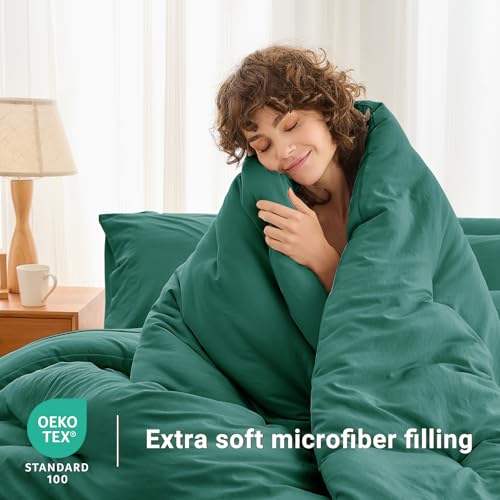 MUXHOMO 5 Pieces Twin Comforter Set, Soft Bed in a Bag Twin Size, All Season Bedding Set with Comforter, Flat Sheet, Fitted Sheet, Pillowcases & Shams, Emerald Green
