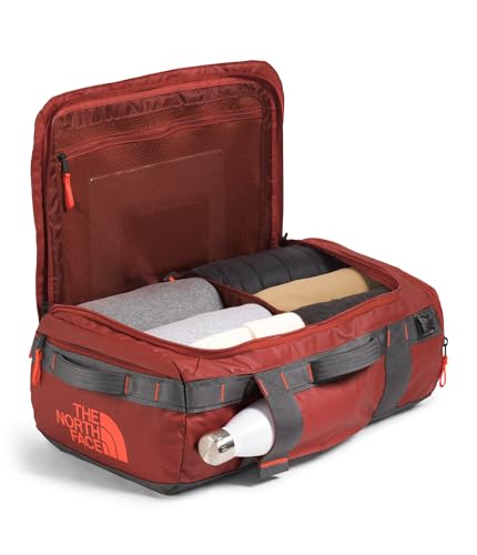 Image of THE NORTH FACE Base Camp Voyager Duffel, Iron Clay /Gy /Lava Red, 32 Liters