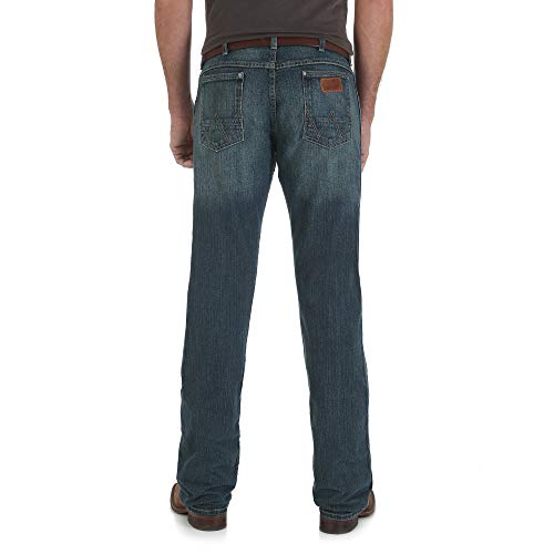 Image of Wrangler Men's Retro Slim Fit Straight Leg Jean