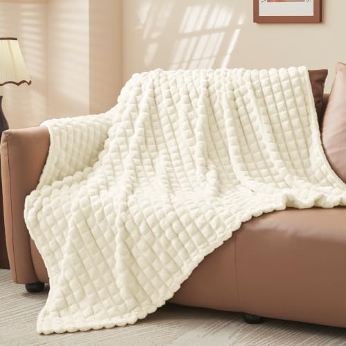 Image of BEDELITE 3D Checked Cream Fleece Throw Blanket for Couch, 50x70 Inch