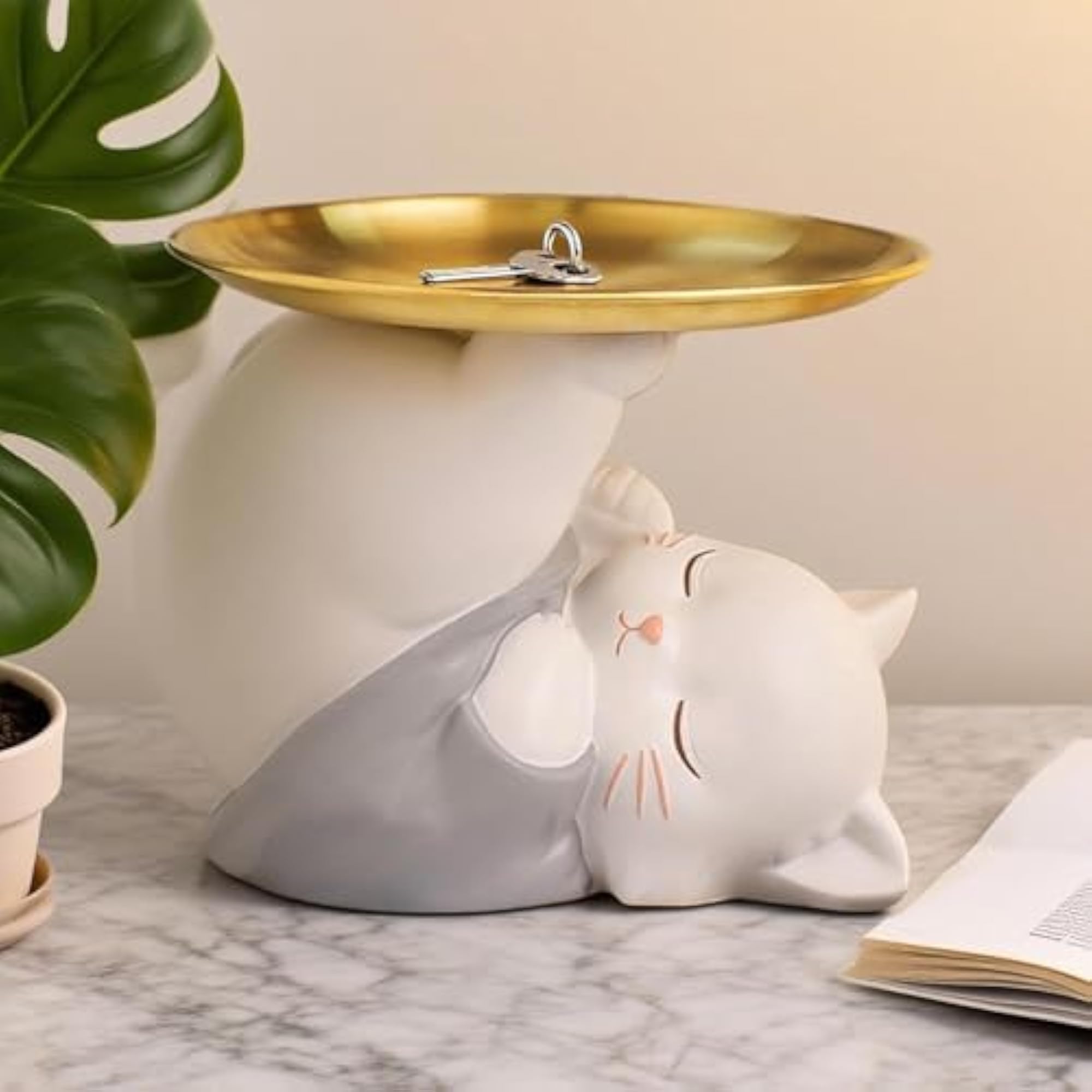 Resin Cat Statue with Tray