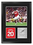 HWC Trading Noni Madueke Arsenal Gifts Printed Signed Autograph Picture for Soccer Fans and Supporters - 16" x 12" Portrait Framed (ID-005506)
