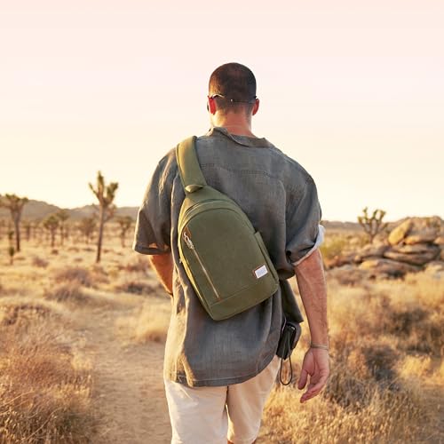 Image of Travelon Anti-Theft Heritage Sling