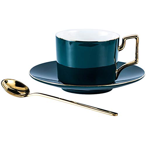 Tasse et soucoupe en céramique d'Europe du Nord vert, le coffret cadeau idéal avec cuillère
