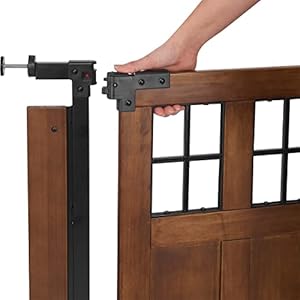   Evenflo-Barn-Door-Walk-Thru-Gate-Farmhouse-Collection