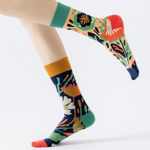 2 Pairs Cartoon Animal Crew Socks Fun Cotton Mid Calf Socks for Women4