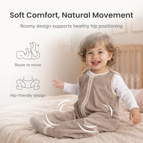 Image of Baby Deedee Sleep Nest Lite - Cotton Sleep Sack 0.6 TOG 0-6M Gray Stripe | Patented shoulder snaps and full-length zipper support easy dressing and diaper changes for warmer routines