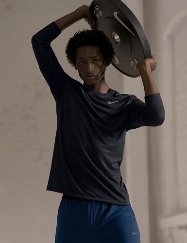 Nike Men's Dri-Fit Legend Long-Sleeve Fitness Top2