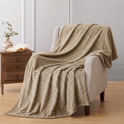 Image of Cotton Bolls Textiles Cozy Plush AC Blanket for Double Bed, Lightweight All Season Blanket, Ultra Soft Blanket for AC Room, Mild Winter, Can Be Used as Bedsheet in Winter, 90x90 Inches, Pencil Beige