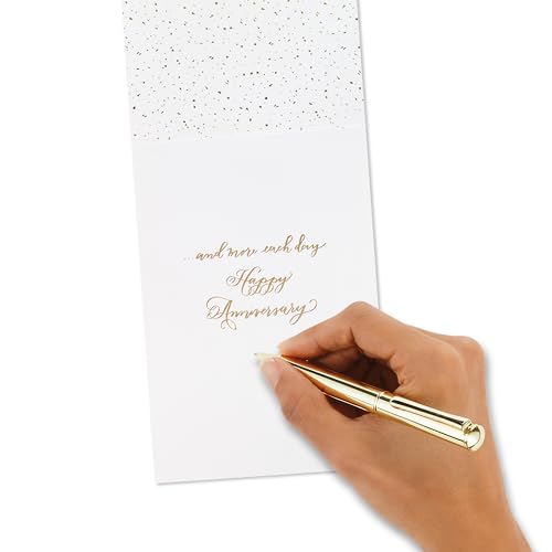Hallmark Cartão de aniversário exclusivo (ouro e madeira, Love You More) para marido, esposa, parcei