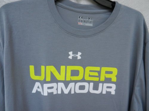 T-shirt Under Armour Heat Gear ample pour éviter la chaleur et transpirer moins