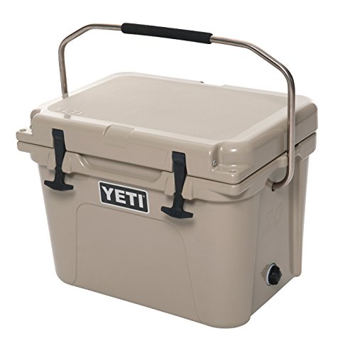 YETI Cooler Roadie 20 Tan, 1 EA