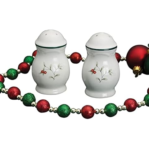 Pfaltzgraff Winterberry Stoneware Salt-and-Pepper Set Cover