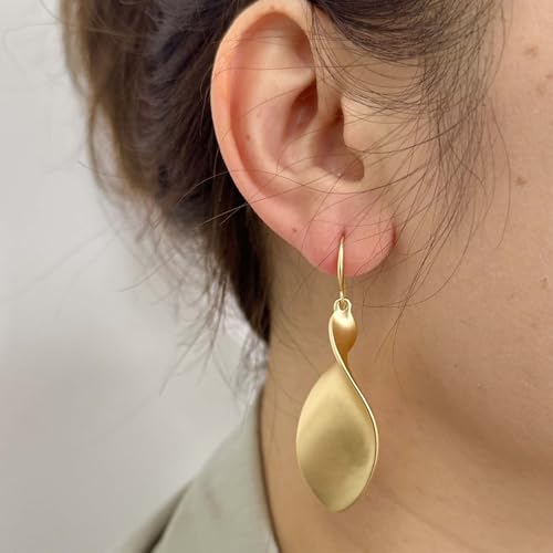 Gold Earrings for Women 14k Gold Plated Twisted Dangle Long Minimalist Earrings for Women Gift4