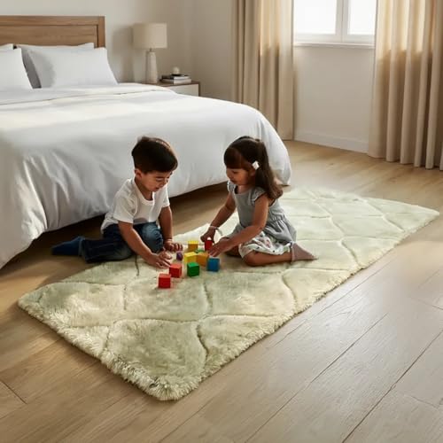 Image of Fluffy Silky Micro Fiber Polyster Carpet /Runner for Bedroom, Study Room, Playing Room, Guest Room ETC. 1.5x4 Feet, (P-12)