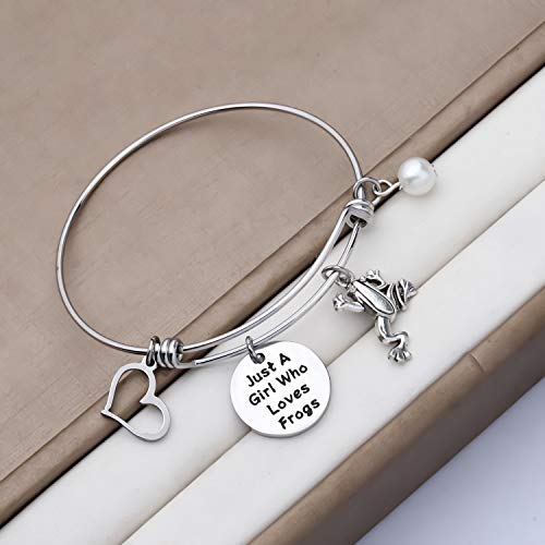 FAADBUK Funny Frogs Bracelet Animal Lover Gift Just A Who Loves Frogs Jewelry Bangle Bracelet Green Stainless Steel Adjustable Modern Animal Themed3