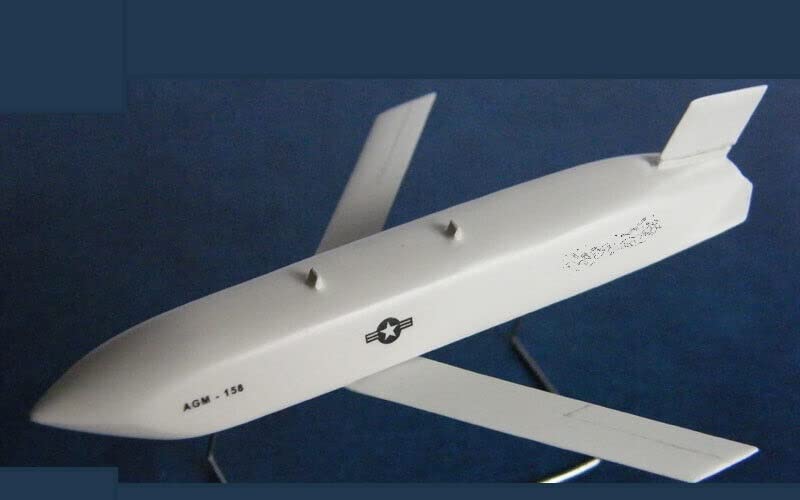 Missile guidé JASSM AGM-158 Armory ACA4802 pour maquette d'avion 1/48