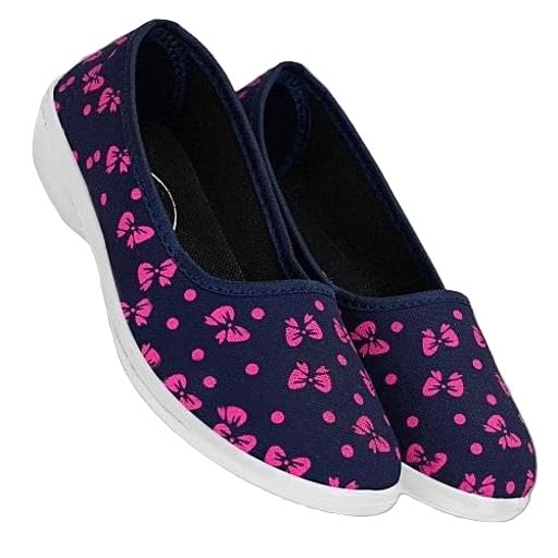 Womens Printed Slip On Flats with Simple Design and Comfortable Base for Regular Use