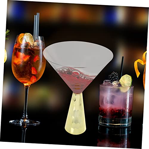 Verre à cocktail doré pour sublimer vos boissons de réception