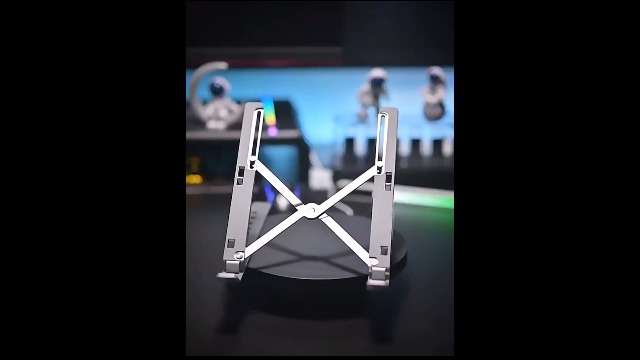 EBook Reader Supporto Per Laptop Regolabile 360&deg; &ndash; Alzatina Scrivania Per Notebook Fino A 17,3", In Metallo E Silicone Supporto Scrivania Pieghevole