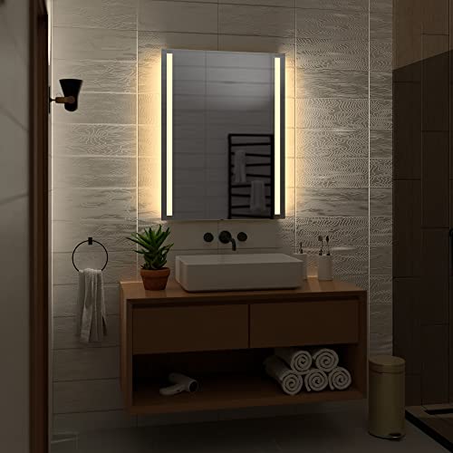 ✔️ EFFICIENZA ENERGETICA - Tutti gli specchi contengono lampade a LED integrate ea risparmio energetico. Le luci a LED consumano meno energia e durano più a lungo.