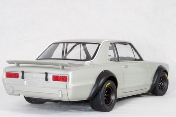 1/18 スカイライン GT-R KPGC10 レーシング/シルバー GT-R Autoart