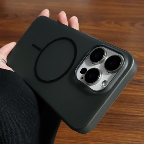 Coque iPhone 16 et 15 Pro Max rigide noire en polycarbonate mat
