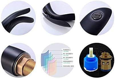 Mitigeur de lavabo solide avec levier ergonomique et jet d'eau moderne or