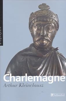 Paperback CHARLEMAGNE [French] Book