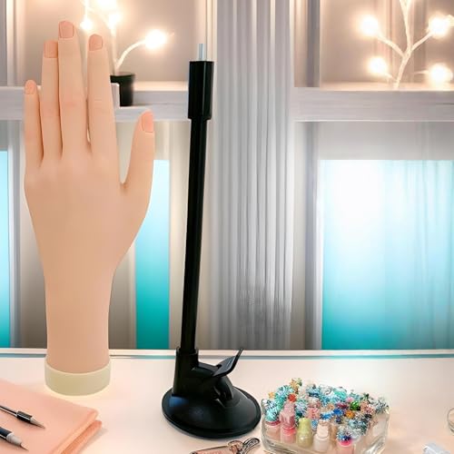 Main d'entraînement pour ongles pour débutants apprenant le nail art