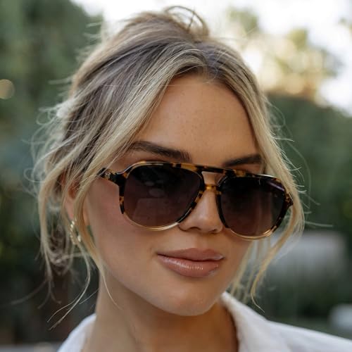 Image of WearMe Pro Chic Retro Oversized Polarized Sunglasses: Statement Aviators for Women